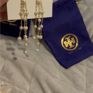 Tory Burch Gold Chain Pearl Earrings